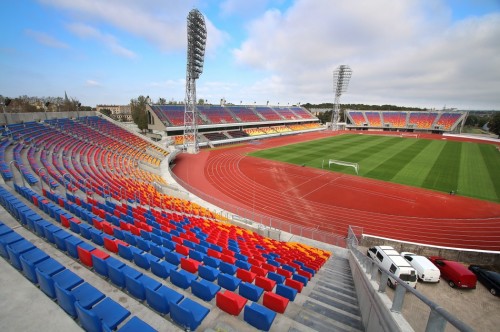 Daugavas stadiona tribīņu pārbūve