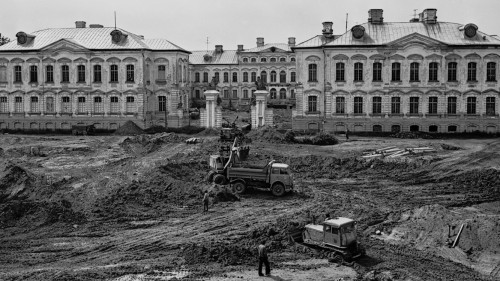 Rundāles pils restaurācijas sākums; foto no I. Lancmaņa personīgā arhīva